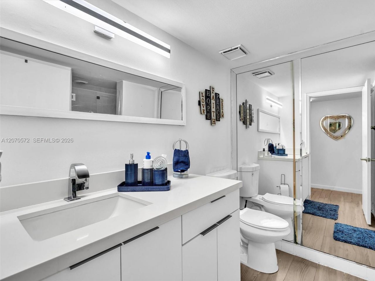 20840 San Simeon Way, Unit 204, Miami, FL 33179 Photo