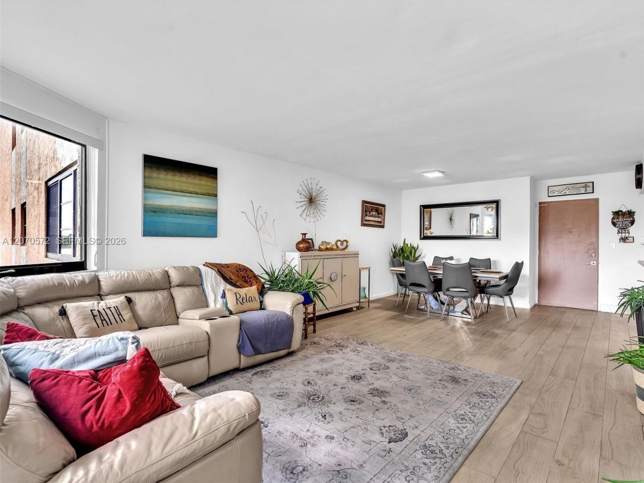 20840 San Simeon Way, Unit 204, Miami, FL 33179 Photo