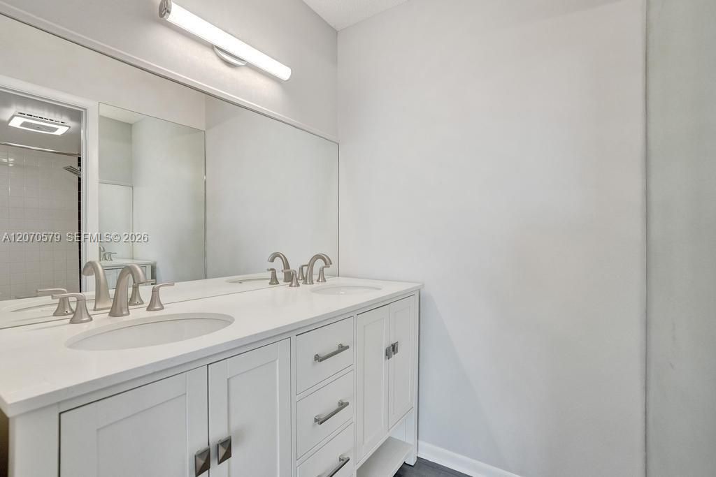 1101 River Reach Dr , Unit 511, Fort Lauderdale, FL 33315 Photo