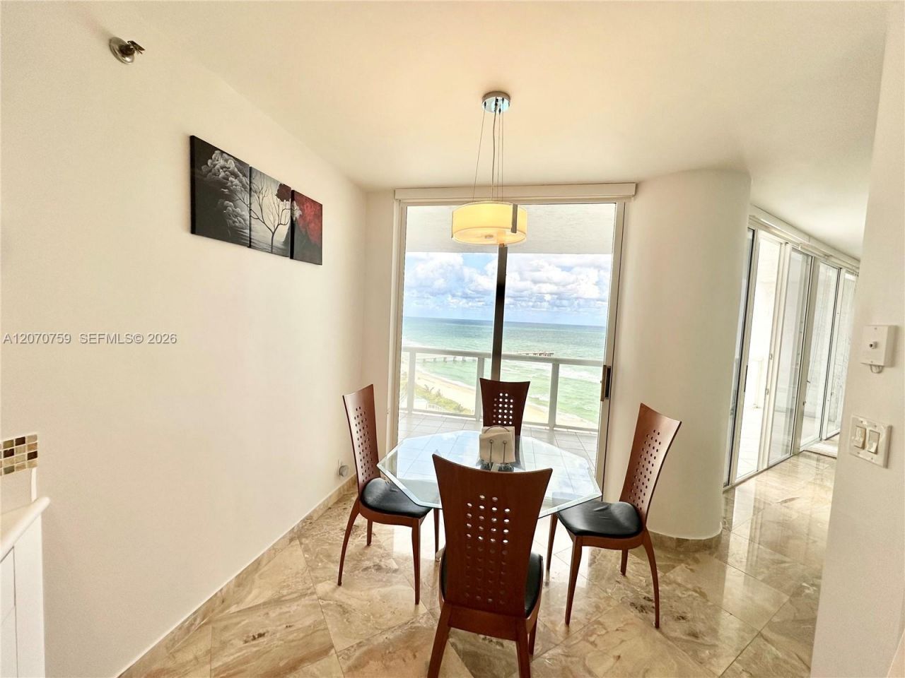16425 E Collins Ave, Unit 1215, Sunny Isles Beach, FL 33160 Photo