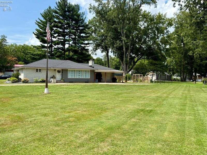 58 Stoutenburg Drive, Norwalk, OH 44857 Photo 2