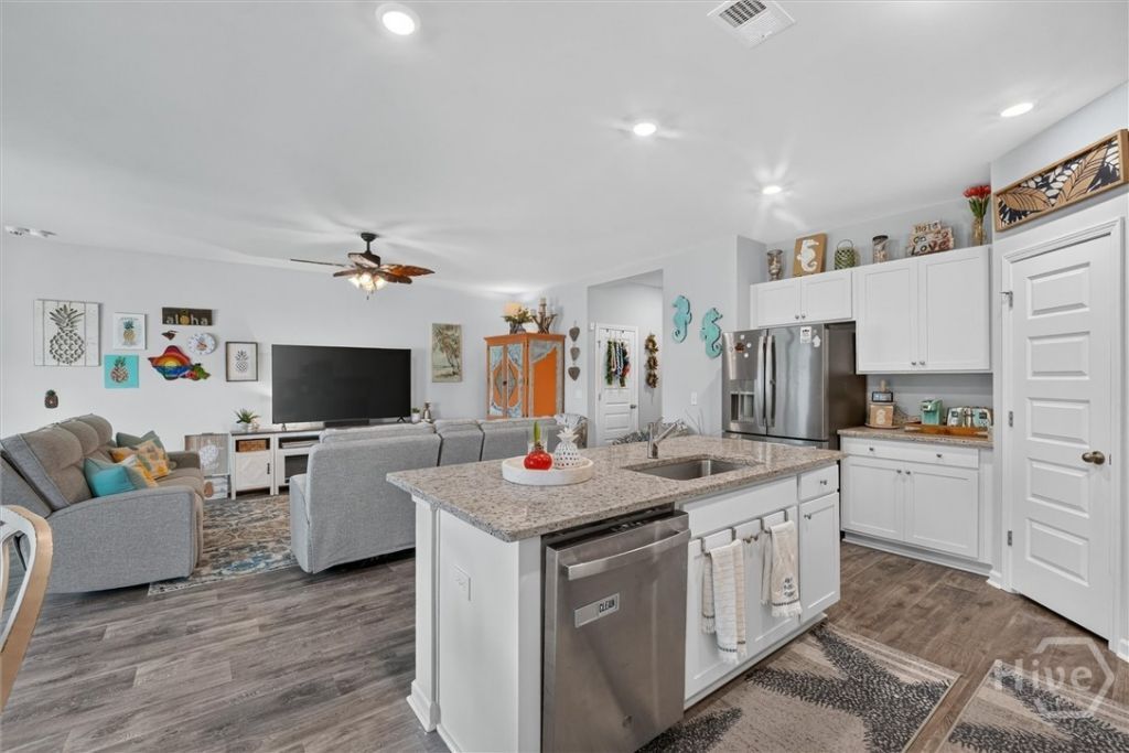 279 Saltgrass Way Photo 12