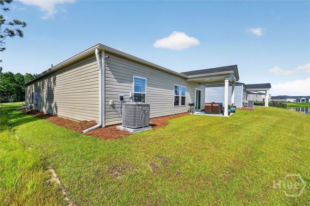 279 Saltgrass Way Photo 35