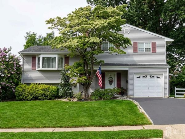 2 Peachwood Court, Milltown, NJ 08850