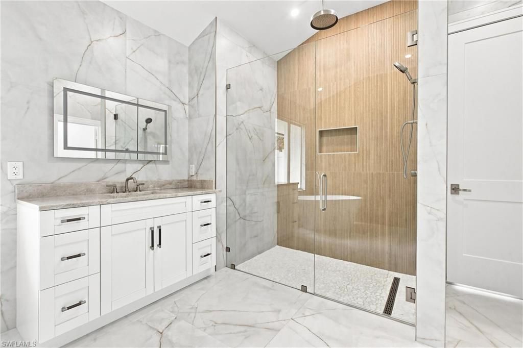 5203 Starfish Ave, Naples, FL 34103 Photo