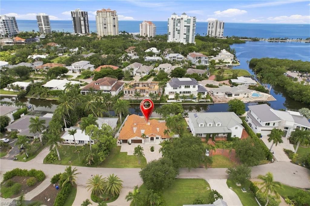 5203 Starfish Ave, Naples, FL 34103 Photo