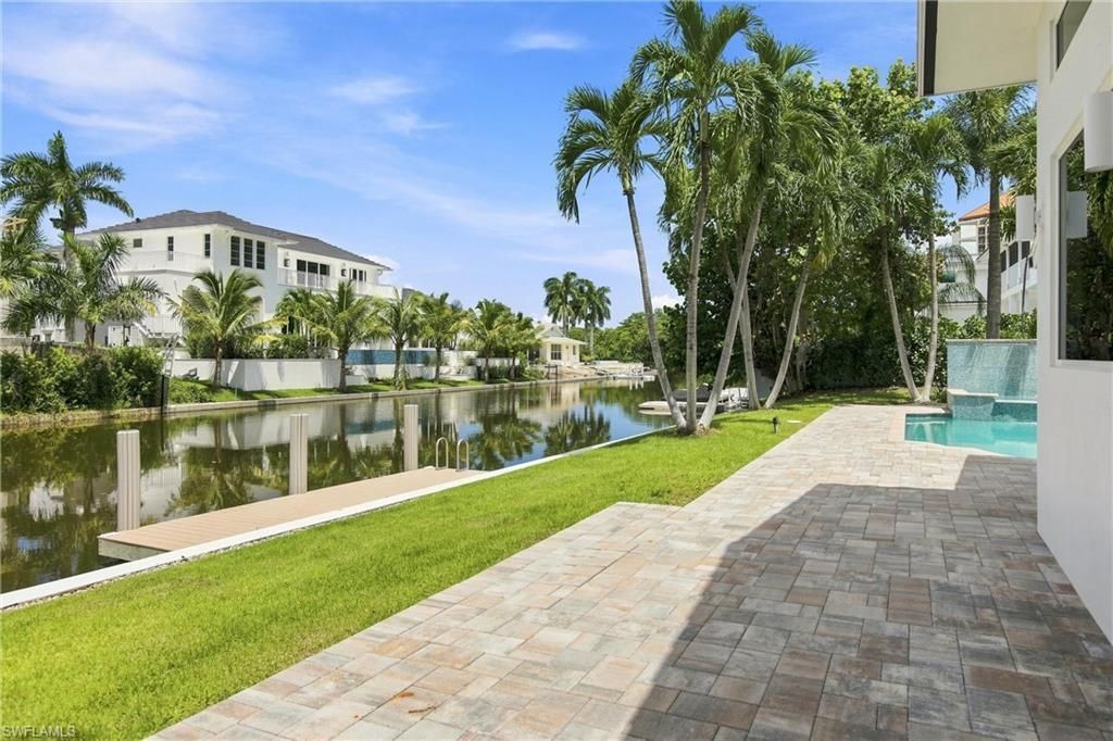 5203 Starfish Ave, Naples, FL 34103 Photo