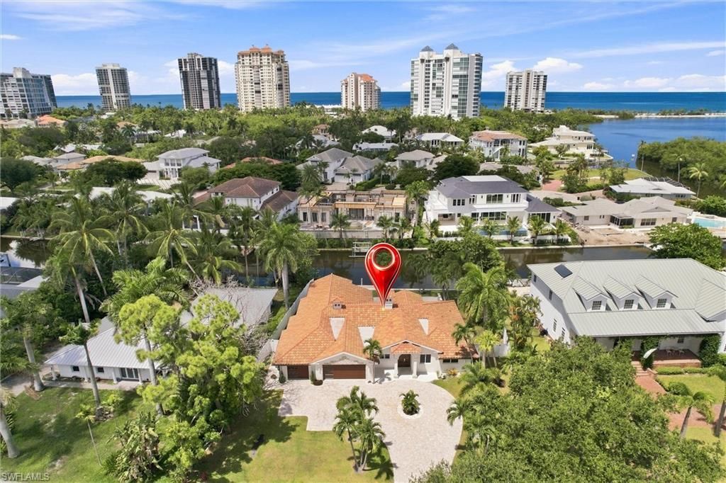 5203 Starfish Ave, Naples, FL 34103 Photo