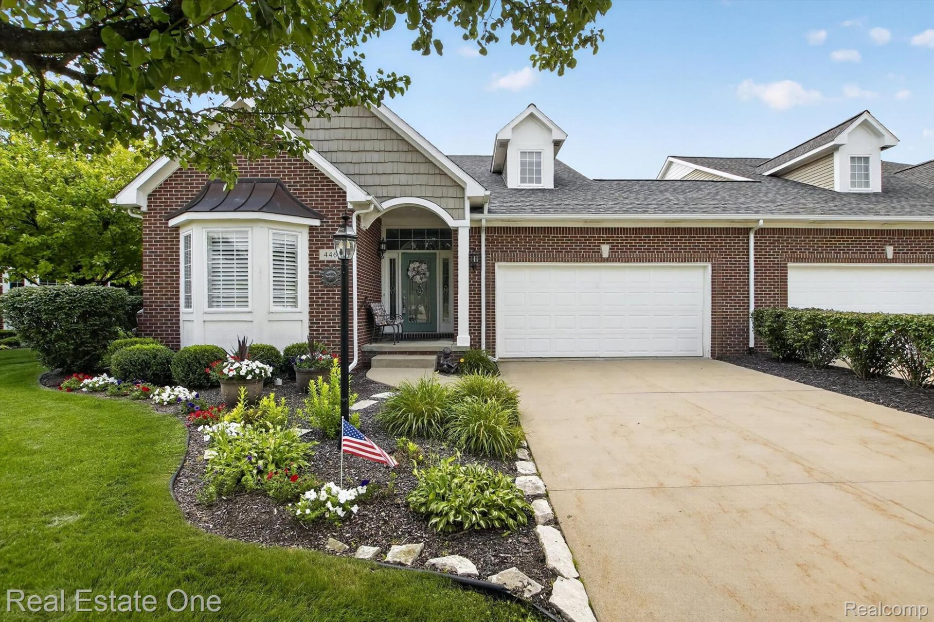446 Delmar Court, Highland Township, Mi 48357 Main Photo