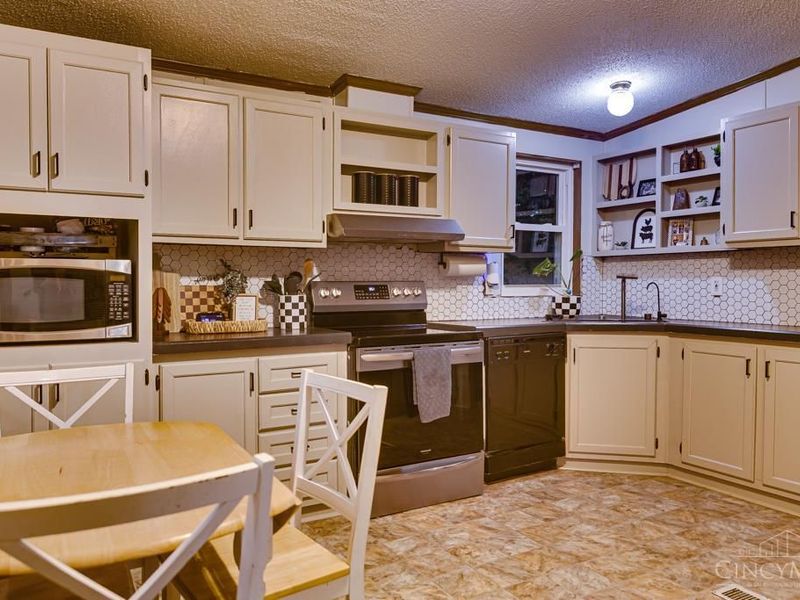 922 Nauvoo Road, Vernon Township, OH 45113 Photo 9
