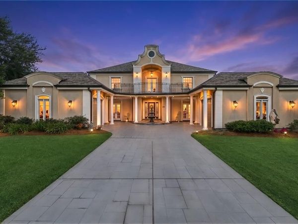 33 CHATEAU MOUTON Drive, Kenner, LA 70065