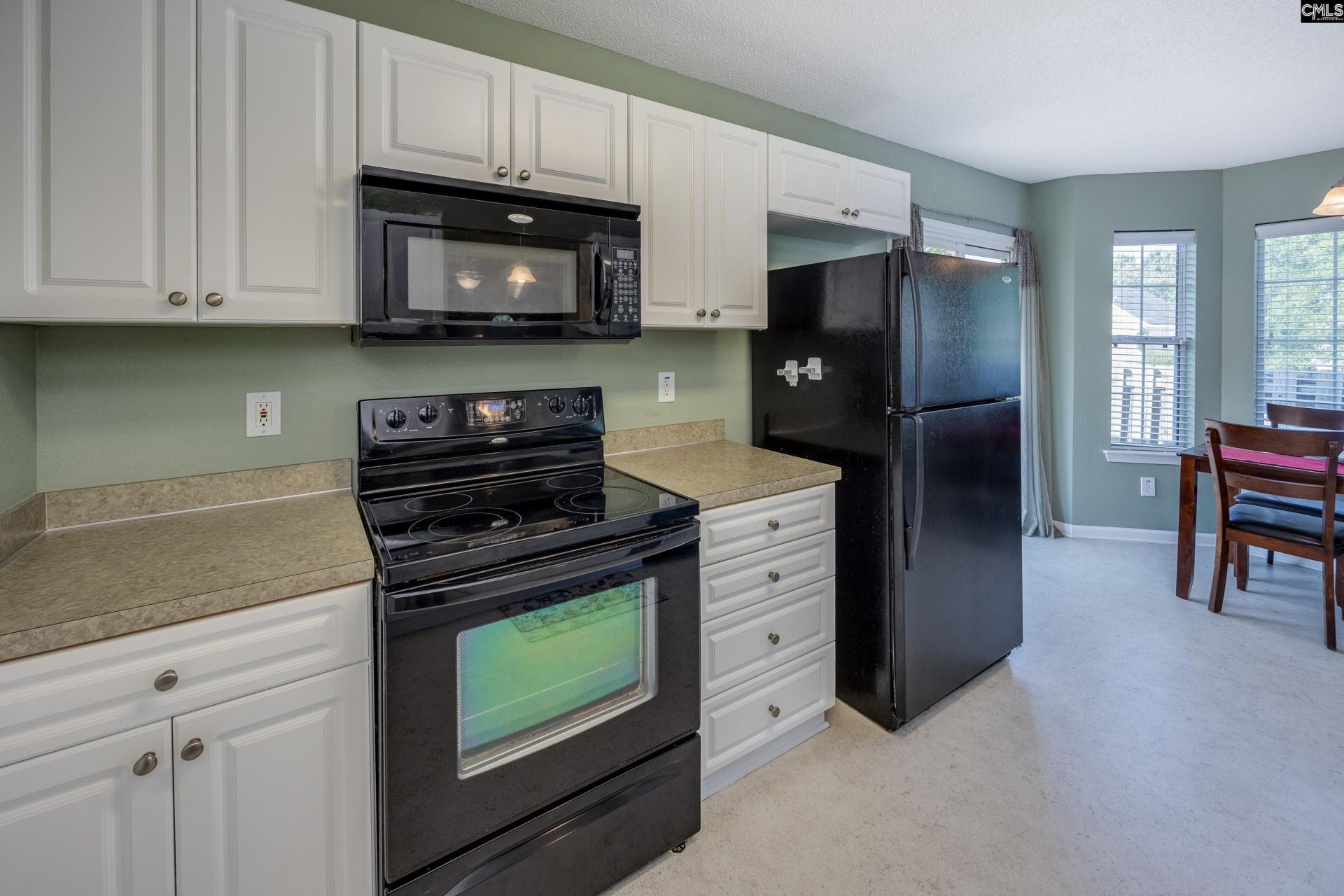 32 Brooksby Court  Photo 16