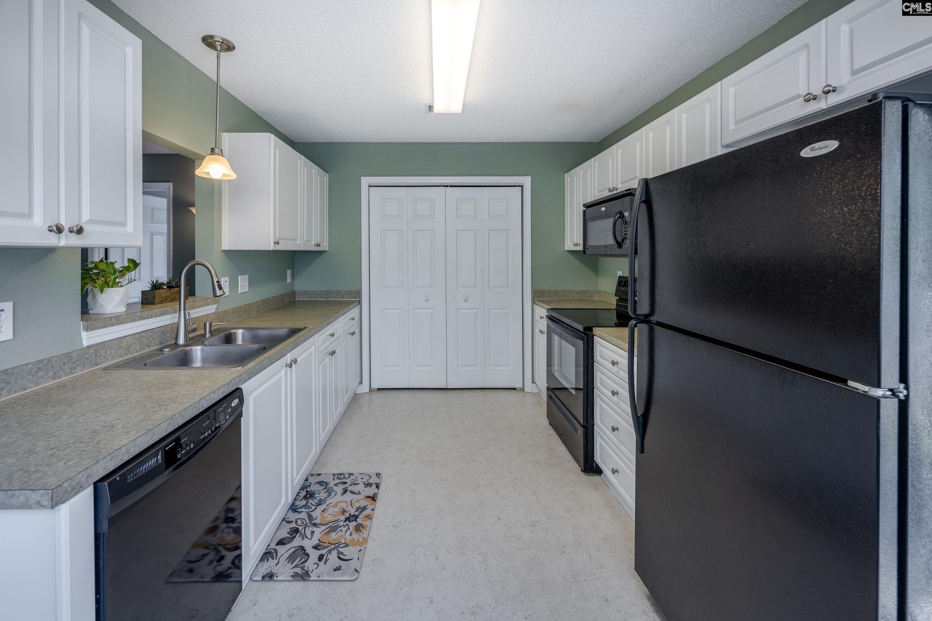 32 Brooksby Court  Photo 19