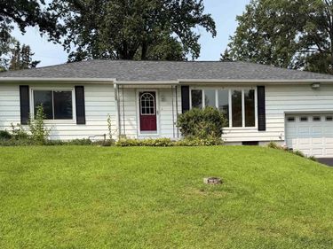 536 S 85th Street, Omaha, NE 68114