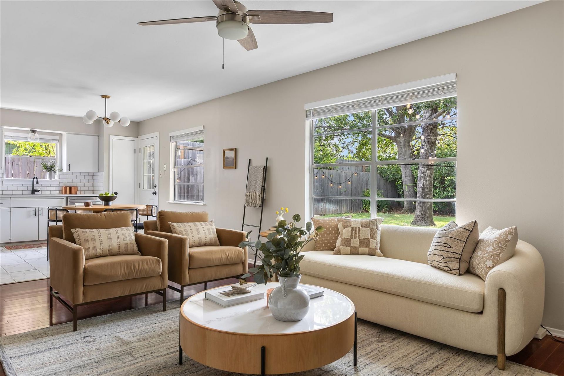 8007 Stillwood Ln, Austin, TX 78757 Main Photo
