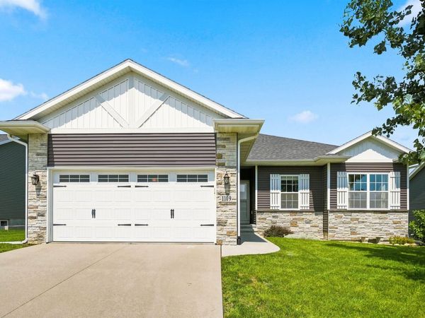 1109 Algonquin Drive, Cedar Falls, IA 50613