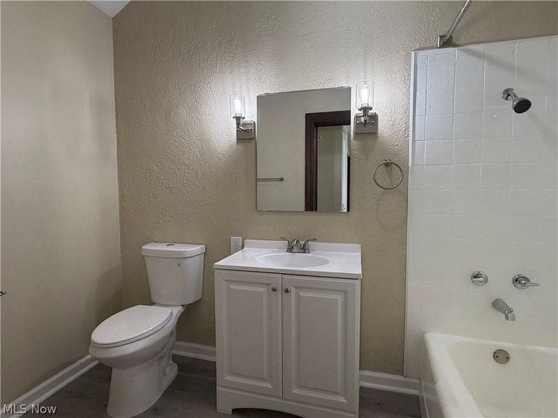 2120 Arms Drive, Girard, OH 44420 Photo 17