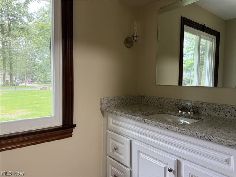 2120 Arms Drive, Girard, OH 44420 Photo 24