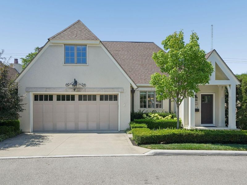 3445 London Court Drive, Columbus, OH 43221 Photo 1