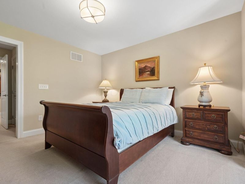 3445 London Court Drive, Columbus, OH 43221 Photo 46