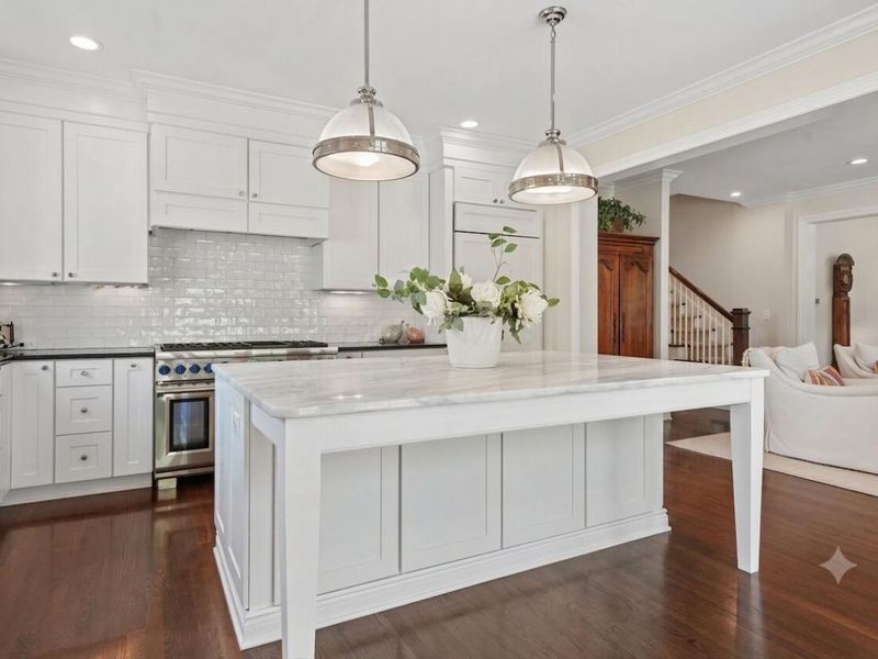 3445 London Court Drive, Columbus, OH 43221 Photo 5