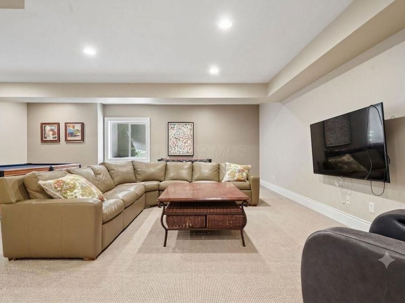 3445 London Court Drive, Columbus, OH 43221 Photo 52