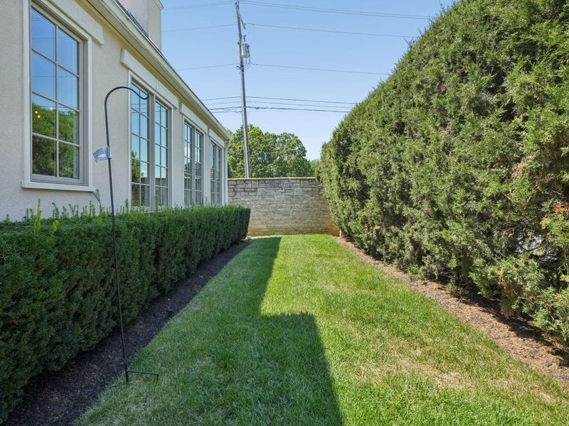 3445 London Court Drive, Columbus, OH 43221 Photo 60
