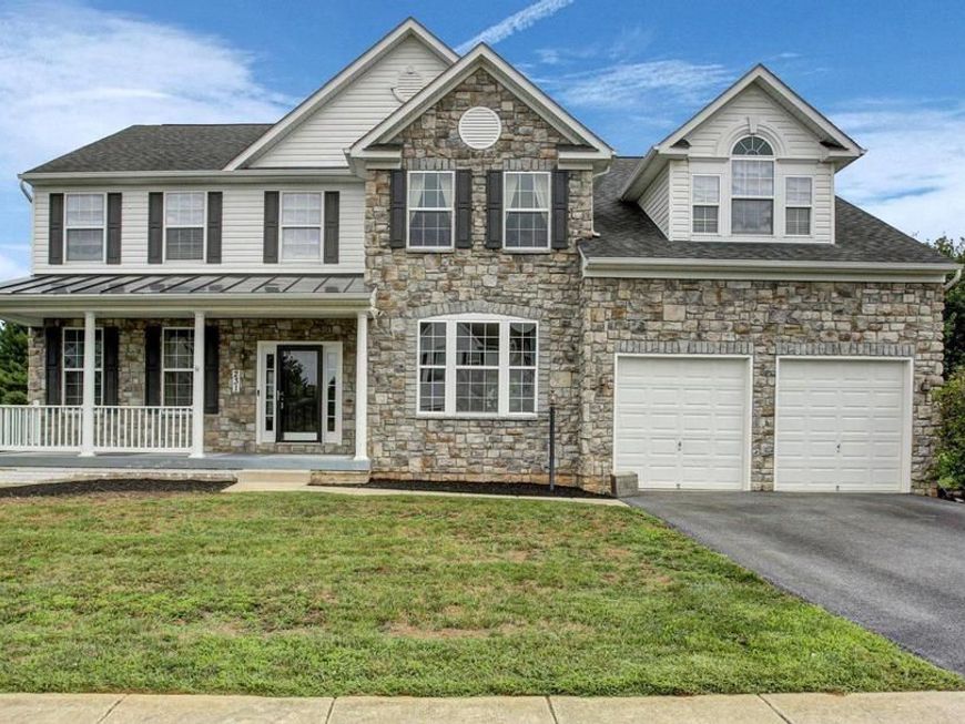 231 Scarlet Circle, Greencastle, PA 17225 Main Photo
