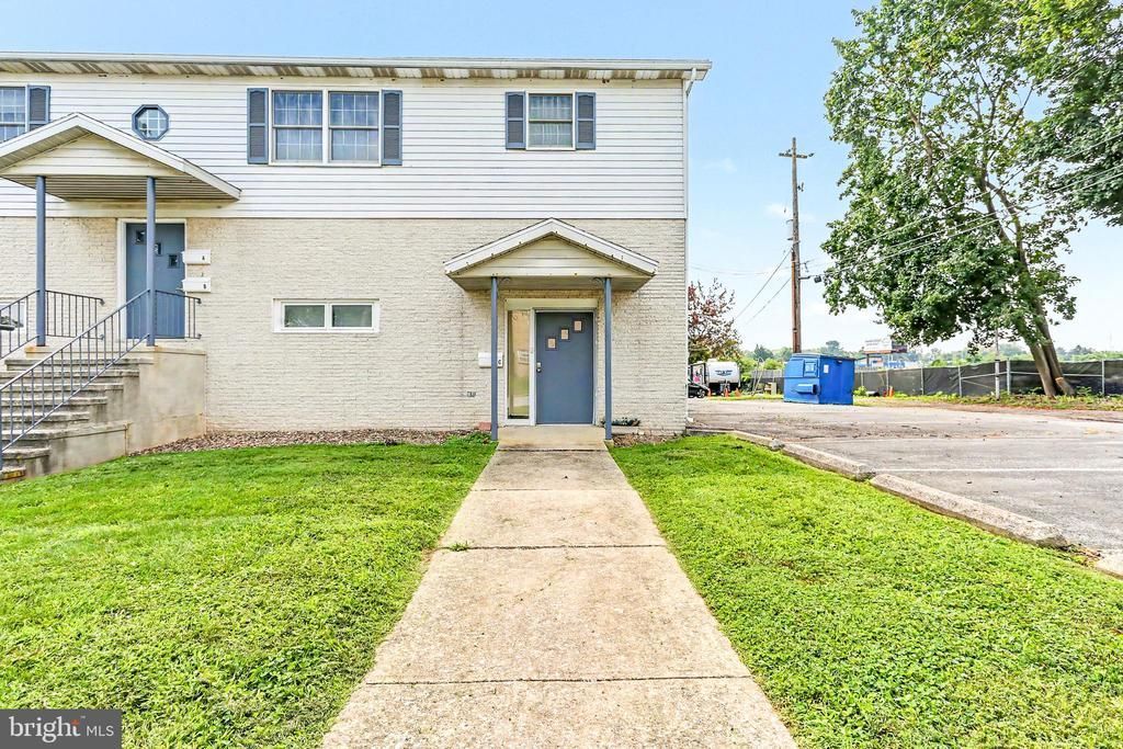 98 Herman Avenue, Unit C, Lemoyne, PA 17043 Main Photo
