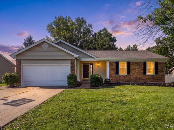 4241 Golden Wheat Drive, St Charles, MO 63304