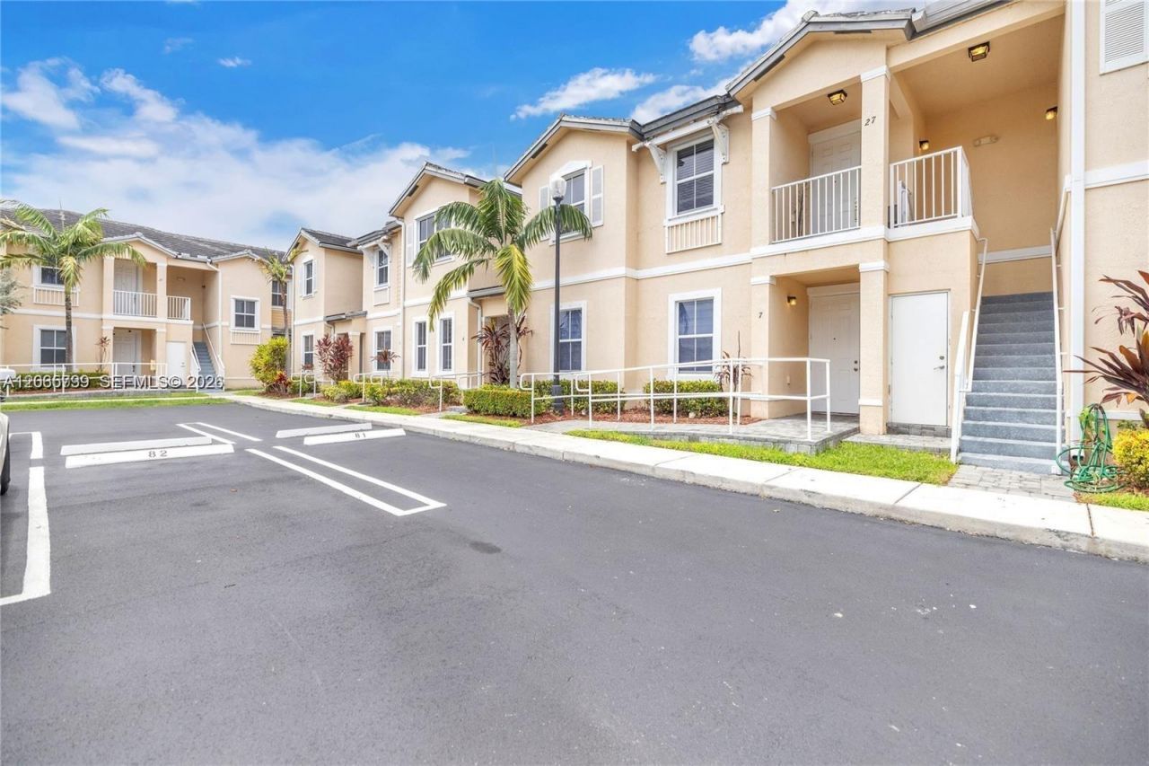 2819 SE 1st Dr, Unit 7, Homestead, FL 33033 Photo