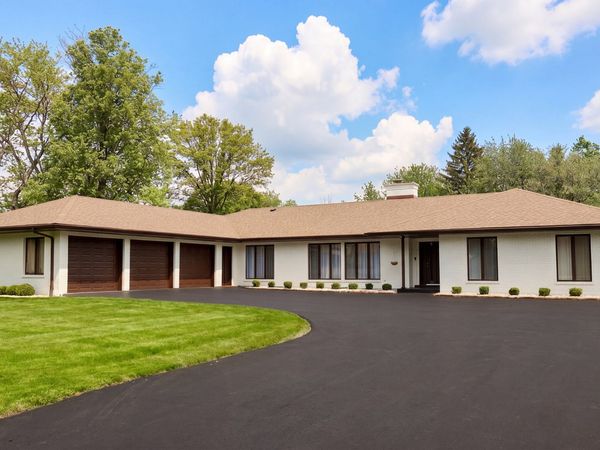 23378 N Apple Hill Lane , Lincolnshire, IL 60069