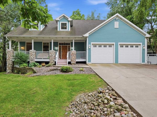 81 Indian Trail, Edgerton, WI 53534