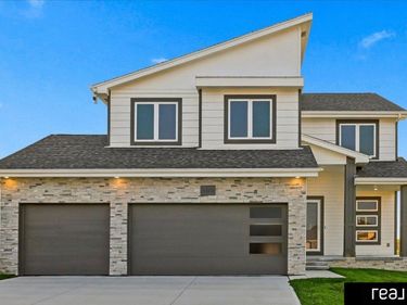 5512 N 190th Avenue, Elkhorn, NE 68022