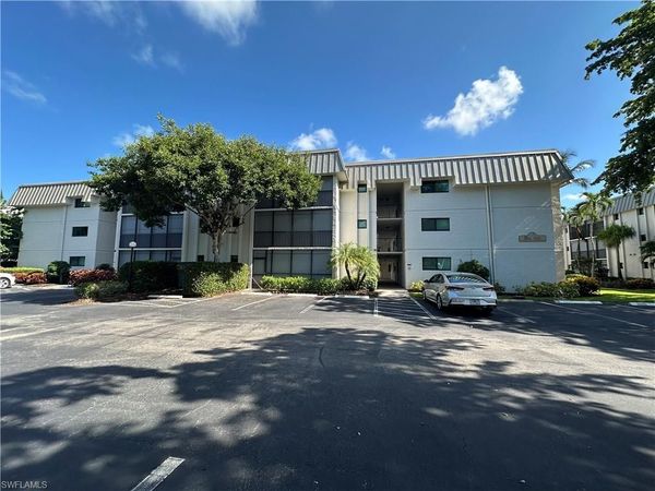 788 Park Shore DR , Unit D20, NAPLES, FL 34103