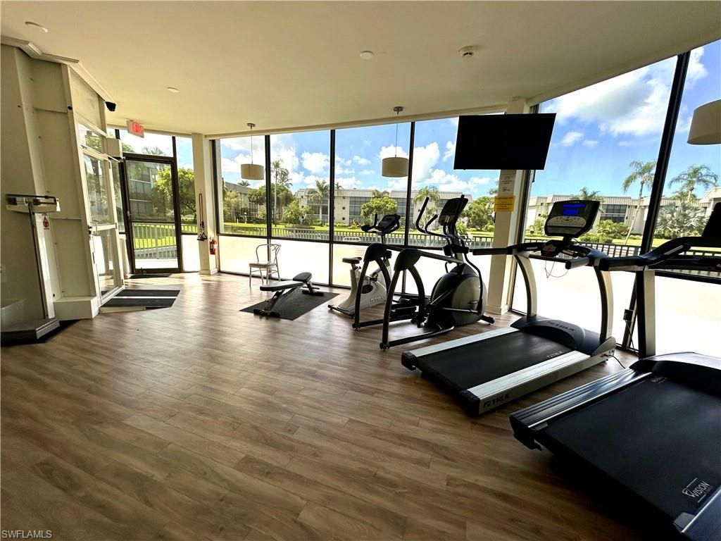 788 Park Shore Dr , Unit D20, Naples, FL 34103 Photo
