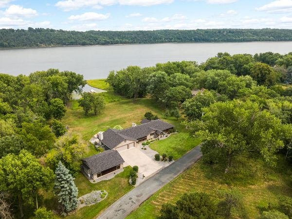 19 Point Road, Bayport, MN 55003