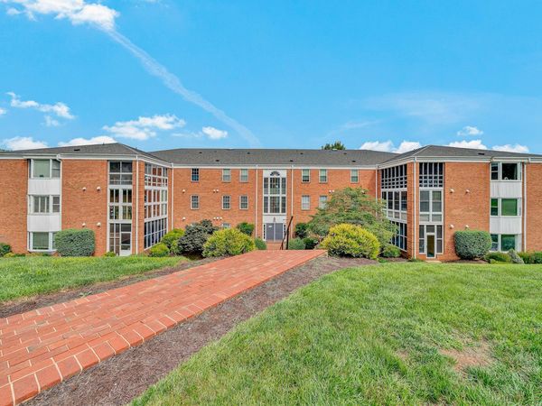 2102 Stephenson AVE SW, Unit 11, Roanoke, VA 24014