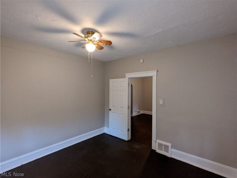 19314 Cherokee Avenue, Unit 1, Cleveland, OH 44119 Photo 5