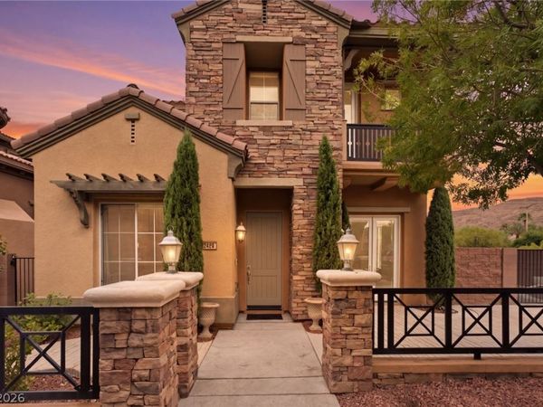 2450 Granada Bluff Court, Las Vegas, NV 89135