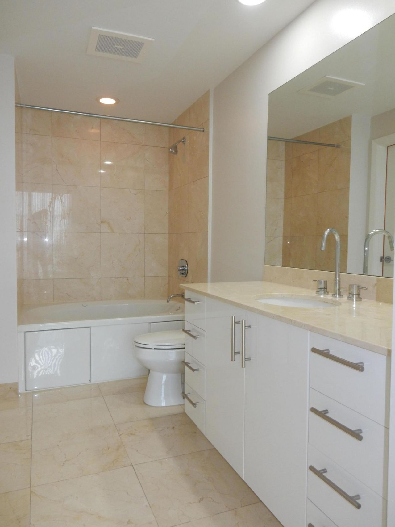 550 Okeechobee Boulevard, Unit 714, West Palm Beach, FL 33401 Photo