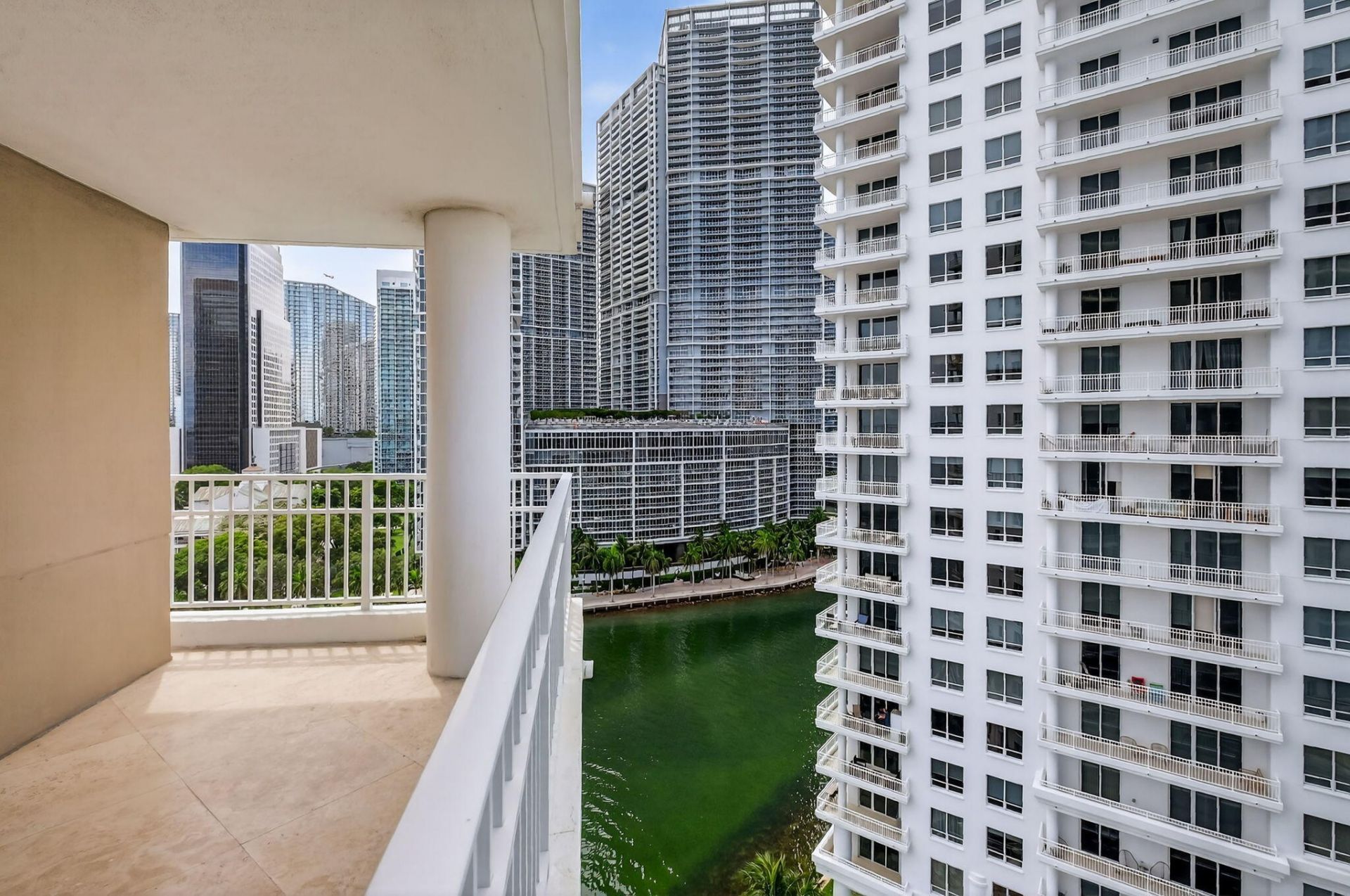 701 Brickell Key Boulevard, Unit 1604, Miami, FL 33131 Photo