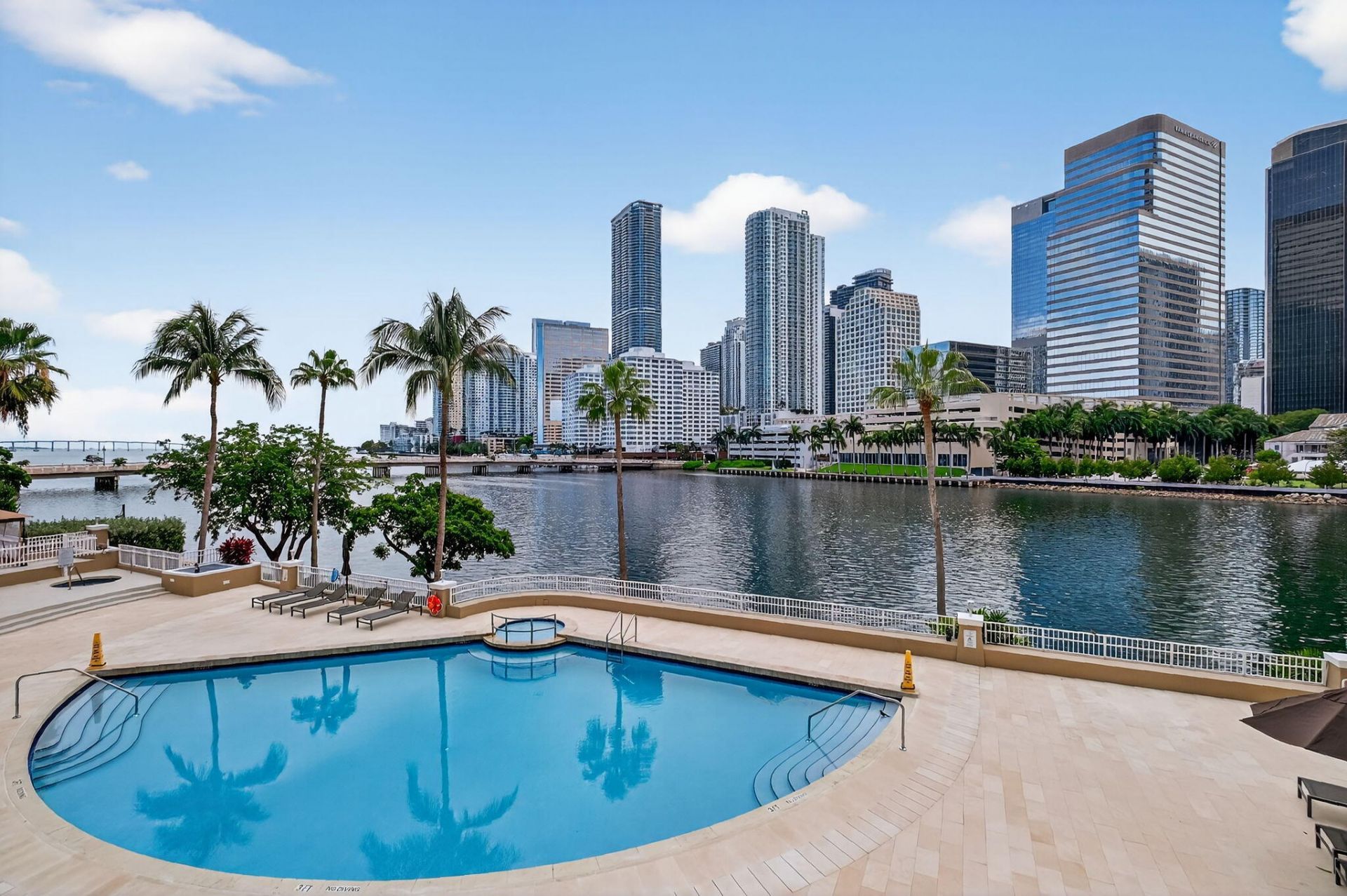 701 Brickell Key Boulevard, Unit 1604, Miami, FL 33131 Photo