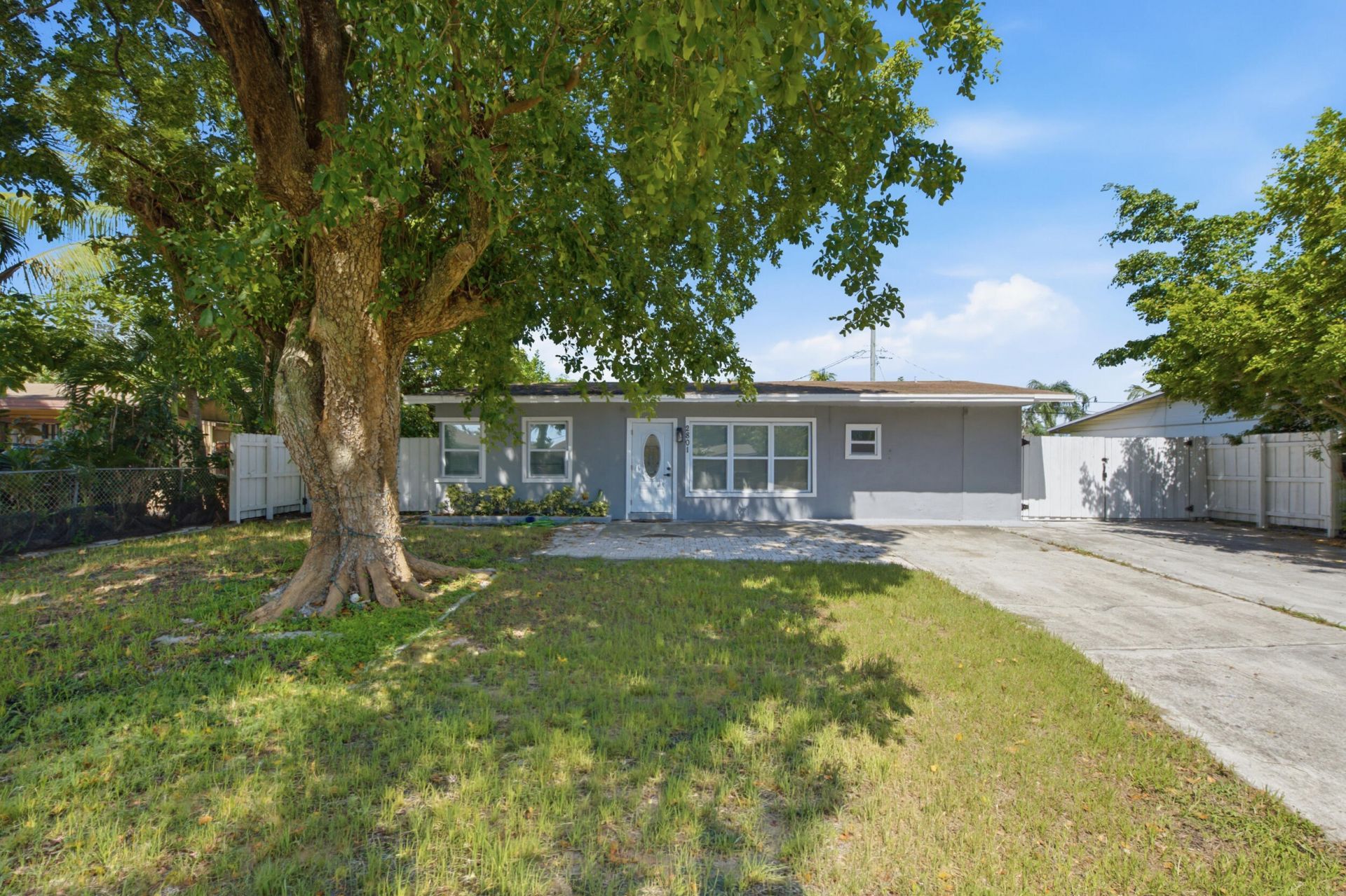 2801 NE 8th Terrace, Pompano Beach, FL 33064 Photo