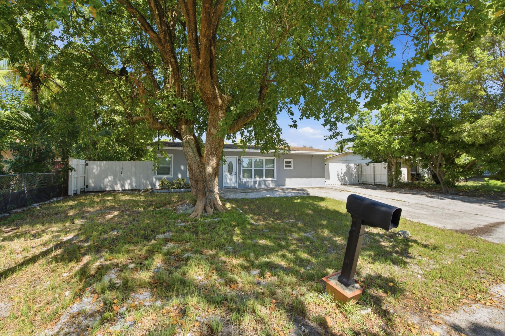 2801 NE 8th Terrace, Pompano Beach, FL 33064 Photo