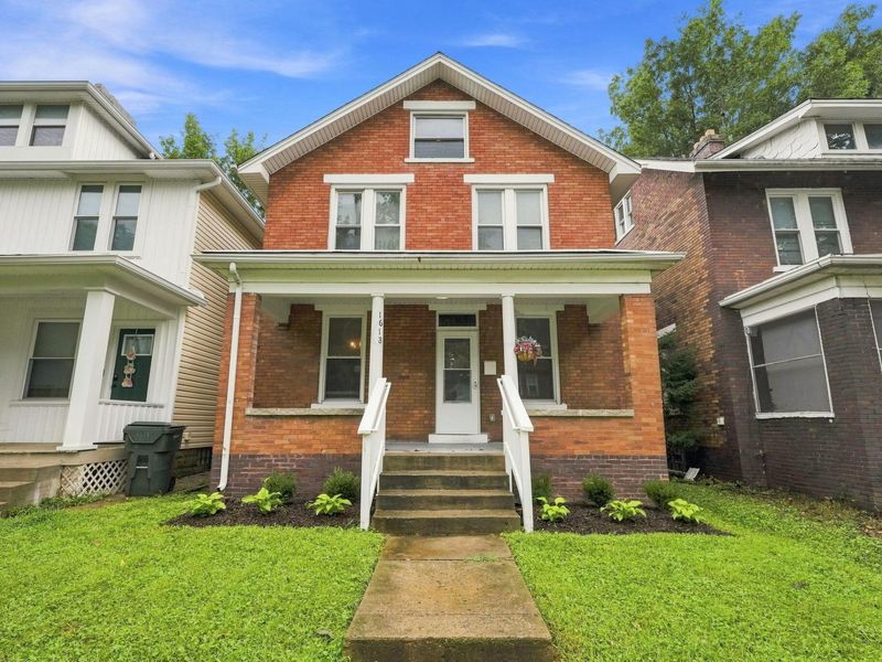 1618 Pembroke Avenue, Columbus, OH 43203 Photo 2