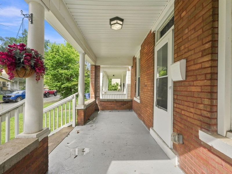 1618 Pembroke Avenue, Columbus, OH 43203 Photo 7