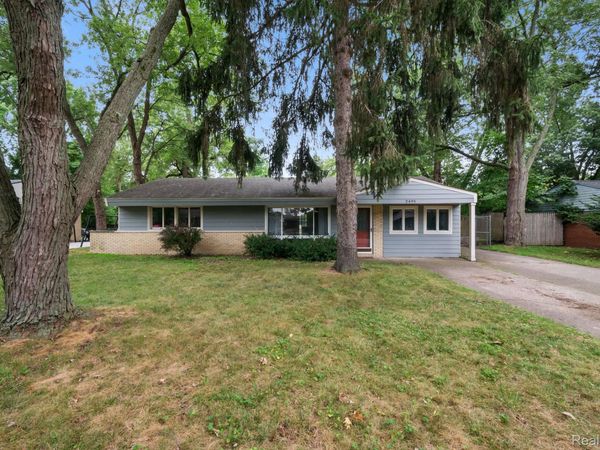 2495 Walce Drive, West Bloomfield Township, Mi 48324