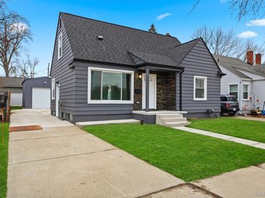 3050 Catalpa Drive, Berkley, Mi 48072