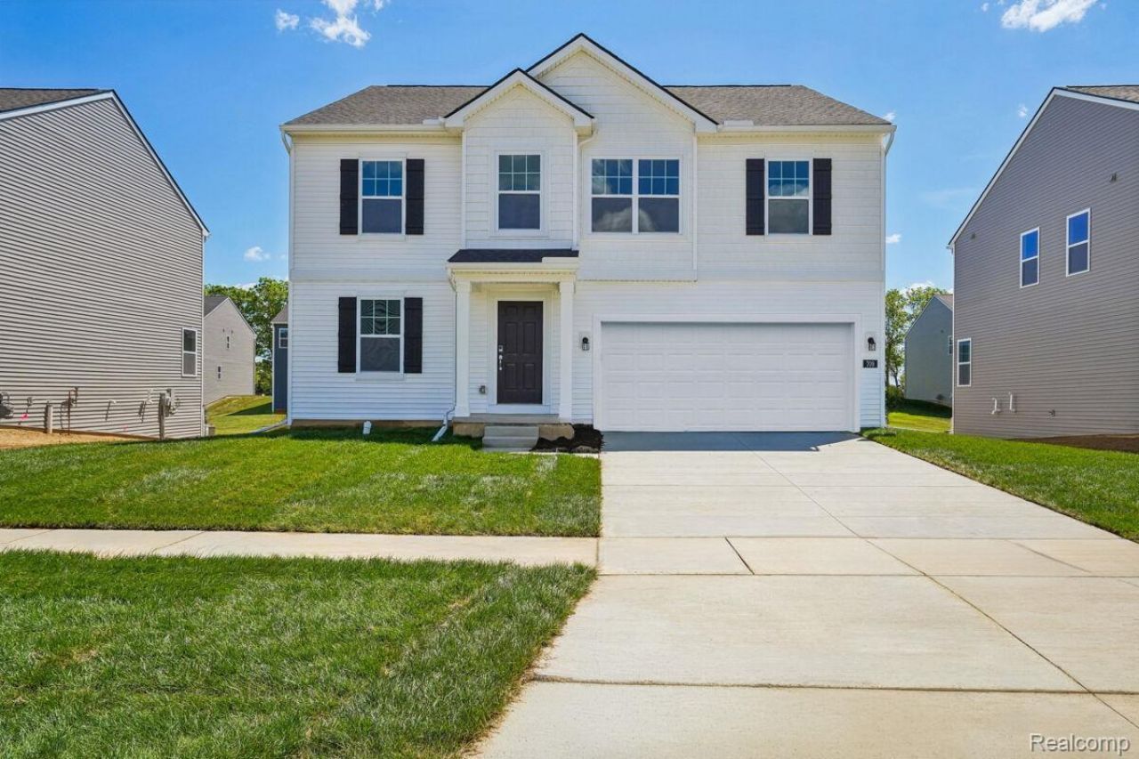 709 Whisperwood Way, Chelsea, Mi 48118 Main Photo